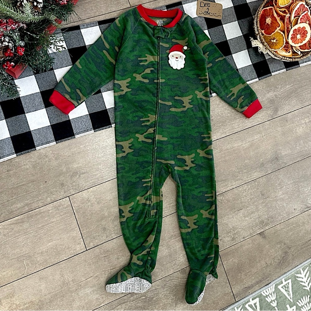 Carter's Toddler Boy Camouflage Santa Christmas Sleeper Pajamas Footies 3T Camo